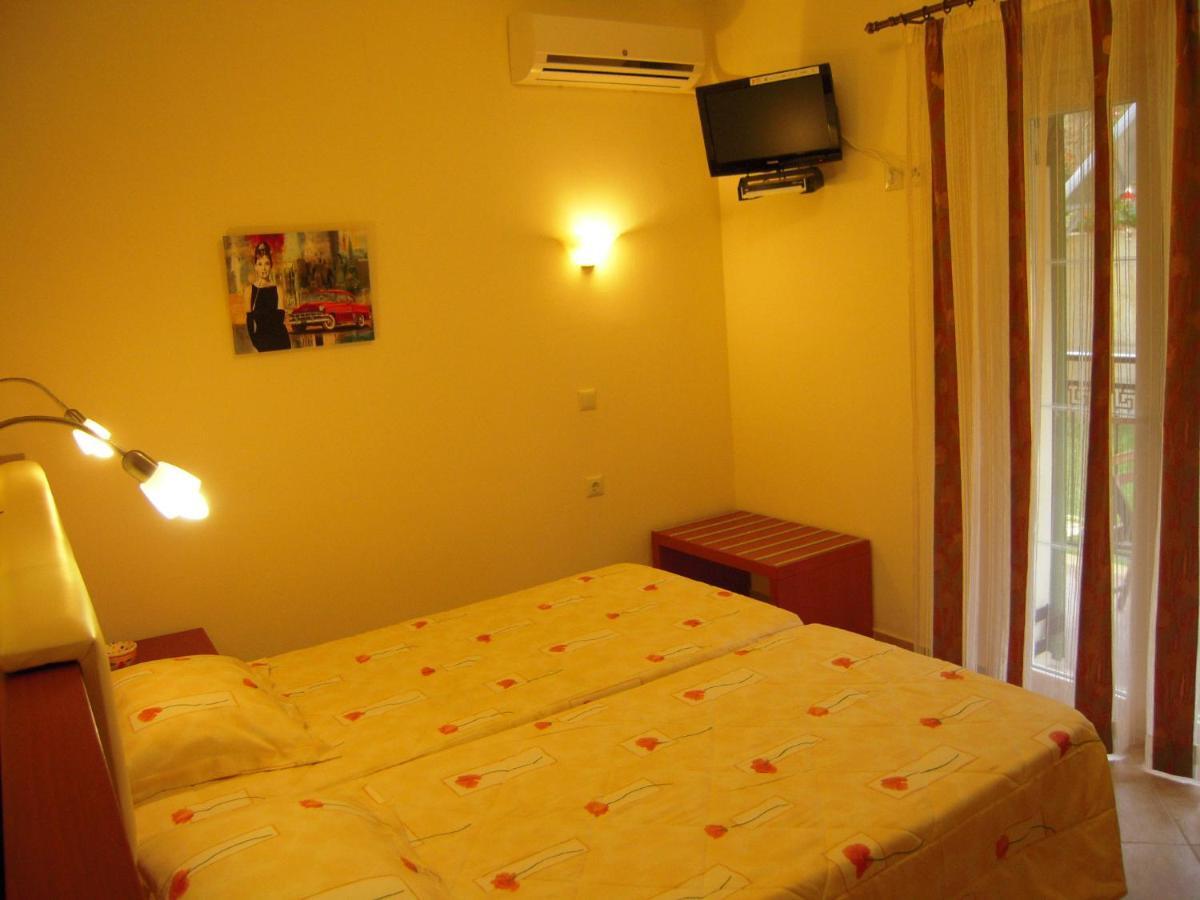 Villa Pepy Mesongí Chambre photo